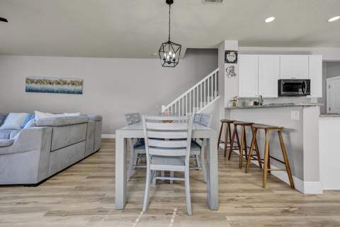 1106 Pinewood Lake Court, Greenacres FL - photo 10 of 44