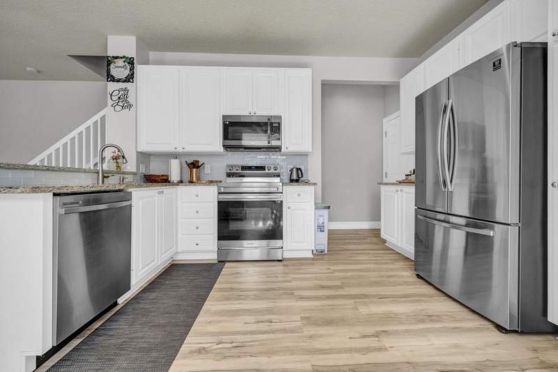 3 bedroom Townhouse at 1106 Pinewood Lake Court, Pinewood Lake, Greenacres — photo 3