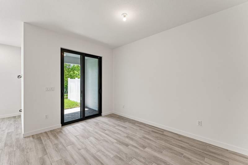 3 bedroom Townhouse at 7122 Brenner Avenue, Forest Oaks Residential Pud, Lake Worth — photo 3