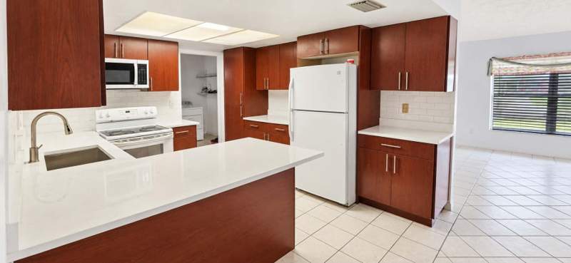 2 bedroom Single Family Residence at 218 Olive Avenue, River Park Unit 2, Port St. Lucie — photo 5