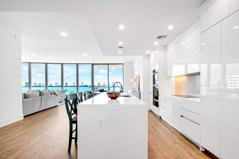 3 bedroom Condominium at 220 Lake Shore Drive #502, Nautilus 220 Condominium, Lake Park — photo 5