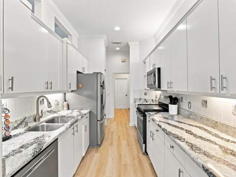 447 SW Horseshoe Bay, Port St. Lucie FL - photo 10 of 33