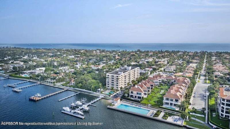 1 bedroom Condominium at 250 Bradley Place #502, Lake Towers Condo, Palm Beach — photo 2