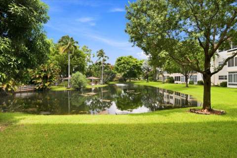 5121 W Oakland Park #109, Lauderdale Lakes FL - photo 22 of 29