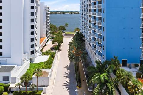 1551 N Flagler Drive #Lph-16, West Palm Beach FL - photo 23 of 34