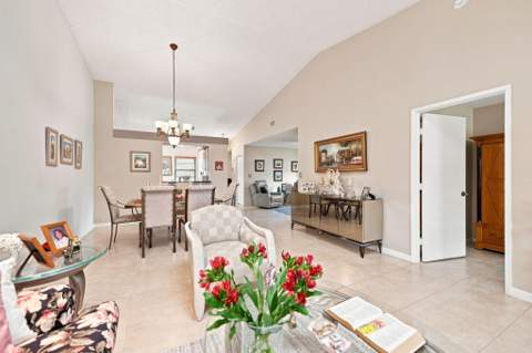 6356 Kings Gate Circle, Delray Beach FL - photo 10 of 40