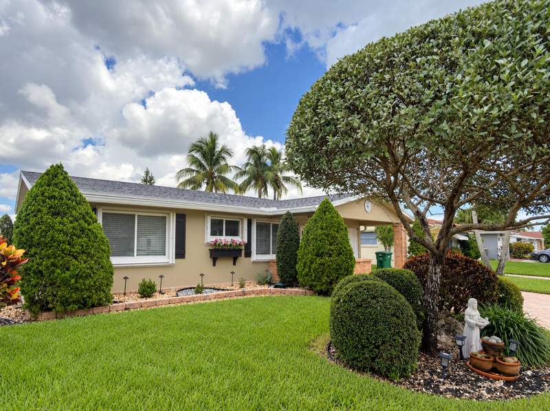 2 bedroom Single Family Residence at 4507 NW 46th Street, Mainlands Of Tamarac Lakes, Tamarac — photo 2