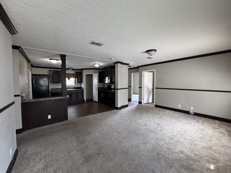 3 bedroom Mobile Home at 2555 Pga Boulevard #441, The Meadows Florida, Palm Beach Gardens — photo 3