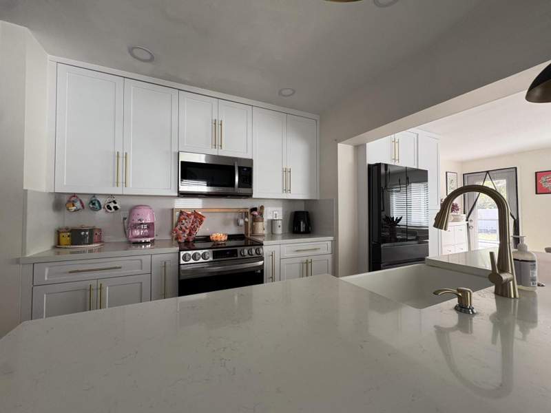 3 bedroom Single Family Residence at 1215 NE 16th Terrace, Progresso, Fort Lauderdale — photo 4