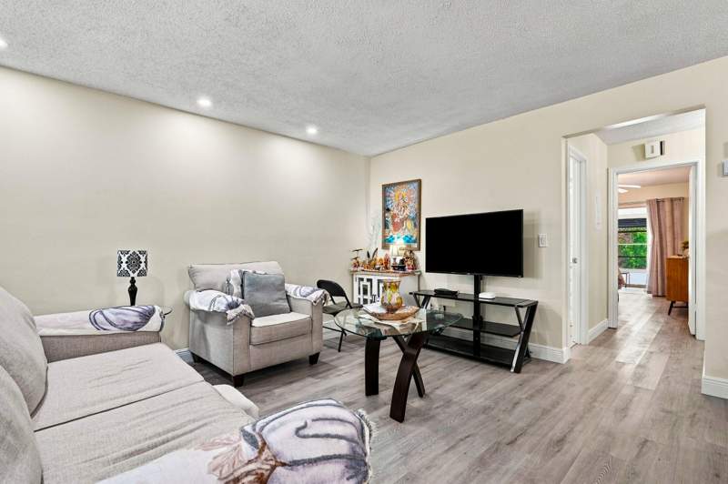 2 bedroom Condominium at 912 Savannas Point Drive #Apt b, High Point Of Fort Pierce Condominium Section 1, Fort Pierce — photo 4