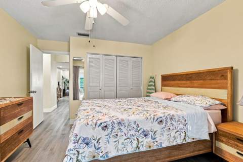 912 Savannas Point Drive #Apt b, Fort Pierce FL - photo 11 of 23