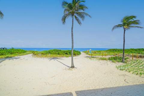 2000 S Ocean Boulevard #14L, Lauderdale-By-The-Sea FL - photo 6 of 37