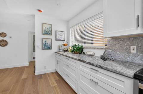 818 NW 26th Avenue, Delray Beach FL - photo 9 of 54