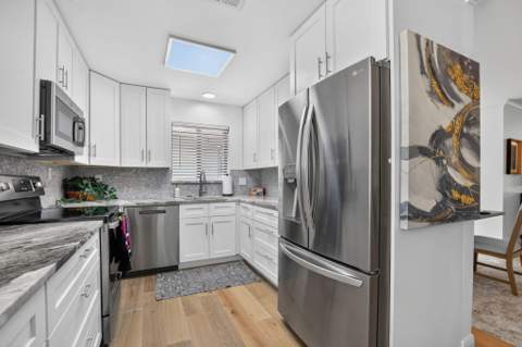 818 NW 26th Avenue, Delray Beach FL - photo 11 of 54