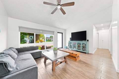 11351 NW 37th Place, Sunrise FL - photo 13 of 36