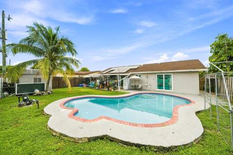 11351 NW 37th Place, Sunrise FL - photo 19 of 36