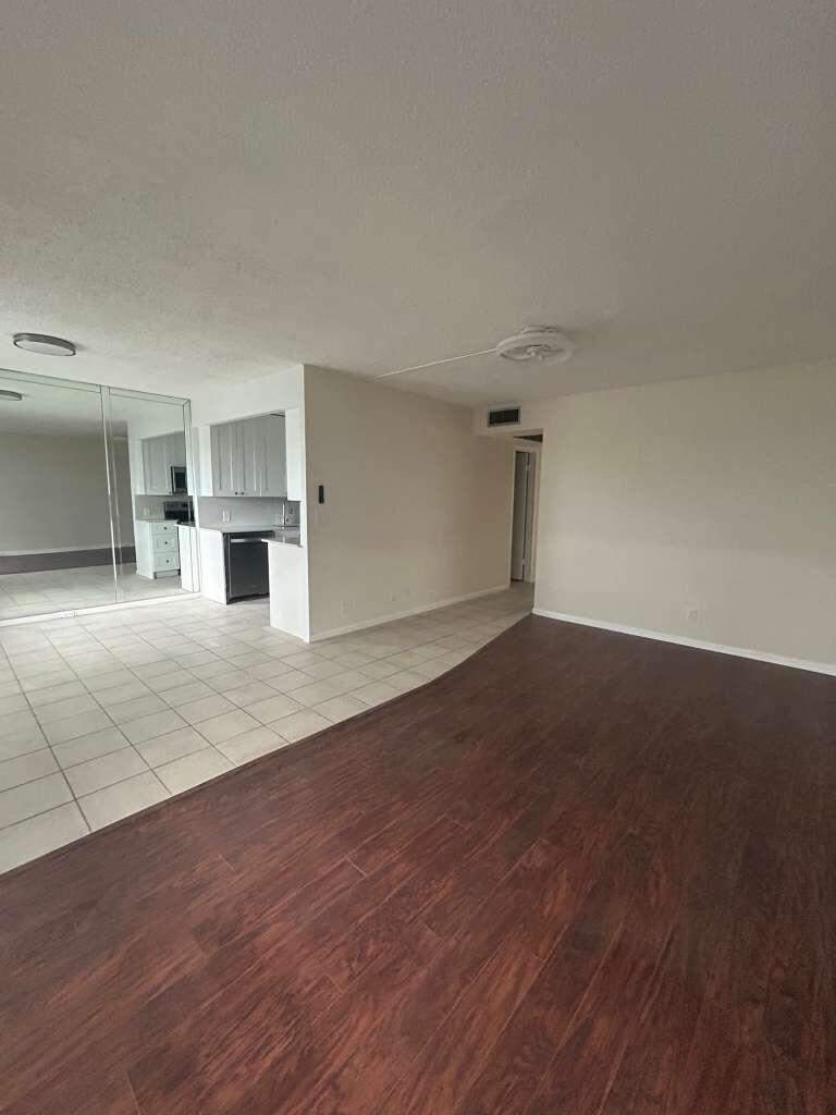 2 bedroom Condominium at 4119 Newport U, Newport U Condo, Deerfield Beach — photo 5