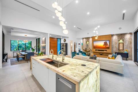 215 NE 28TH Court, Wilton Manors FL - photo 20 of 52