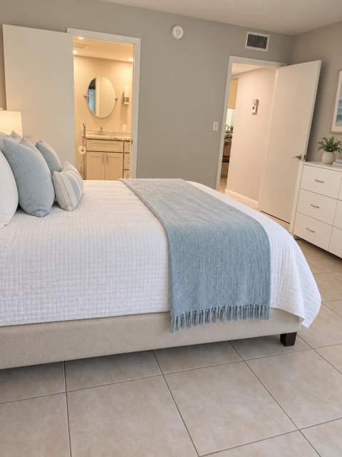 4701 Martinique Drive #L2, Coconut Creek FL - photo 7 of 17