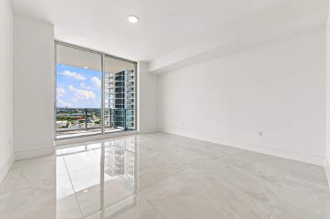 220 Lake Shore Drive #1407, Lake Park FL - photo 14 of 49