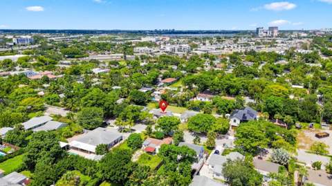 933 Upland Road, West Palm Beach FL - photo 12 of 16