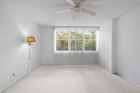 7080 Environ Boulevard #423, Lauderhill FL - photo 17 of 53