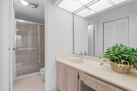 7080 Environ Boulevard #423, Lauderhill FL - photo 19 of 53