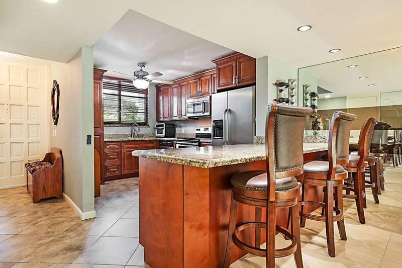 3 bedroom Townhouse at 4238 Deste Court, Fountains Of Palm Beach Condo 5, Lake Worth — photo 3