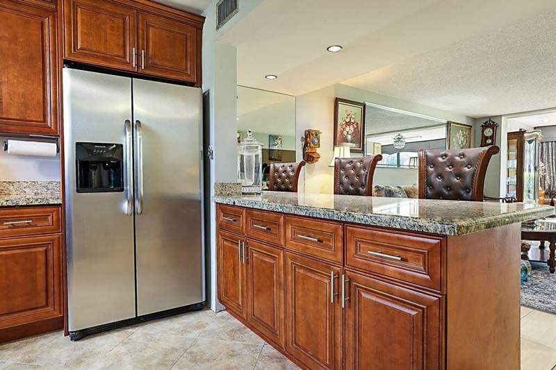 3 bedroom Townhouse at 4238 Deste Court, Fountains Of Palm Beach Condo 5, Lake Worth — photo 4