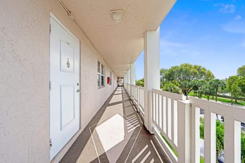 8735 Ramblewood Drive #409, Coral Springs FL - photo 23 of 25