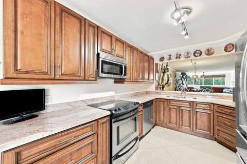 2541 N Nob Hill Road #308, Sunrise FL - photo 7 of 38