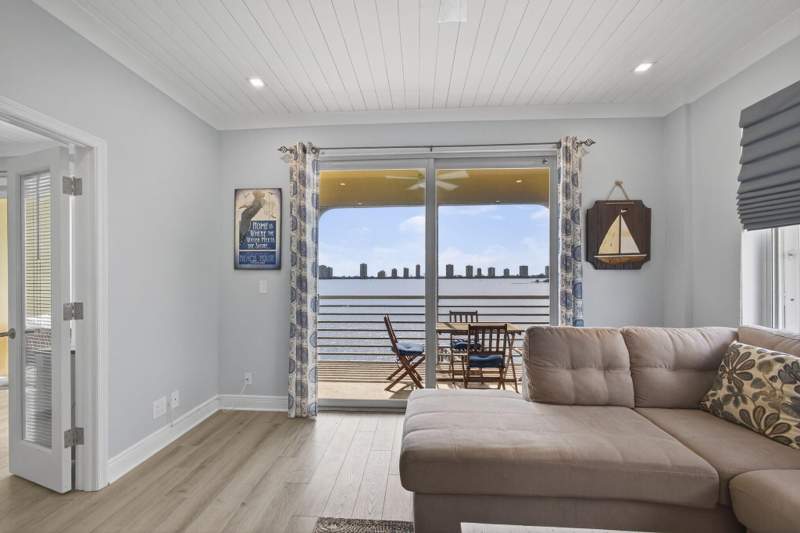 2 bedroom Condominium at 105 Paradise Harbour Boulevard #501, Paradise Harbour, North Palm Beach — photo 2