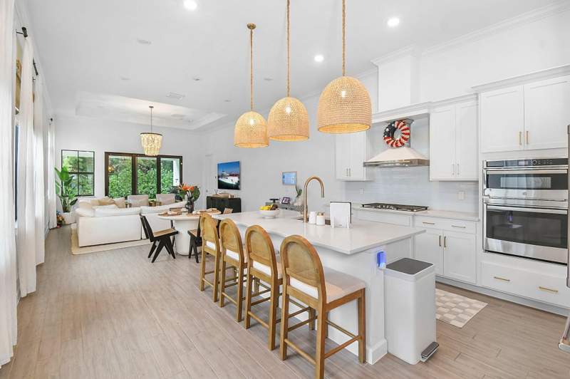 3 bedroom Single Family Residence at 528 SE Fascino Circle, Tesoro Plat No 20, Port St. Lucie — photo 5