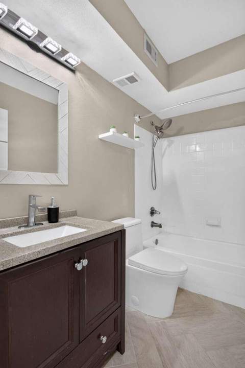 2300 NW 33rd Street #904, Oakland Park FL - photo 15 of 30