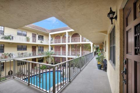 917 NE 16th Avenue #7, Fort Lauderdale FL - photo 15 of 39