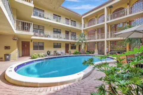 917 NE 16th Avenue #7, Fort Lauderdale FL - photo 17 of 39