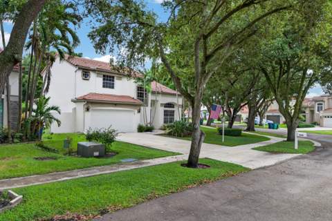 2640 Cayenne Avenue, Cooper City FL - photo 6 of 49