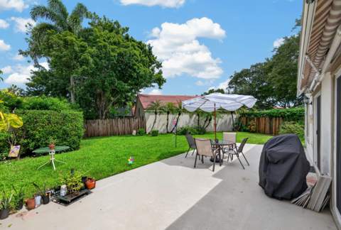 2640 Cayenne Avenue, Cooper City FL - photo 11 of 49