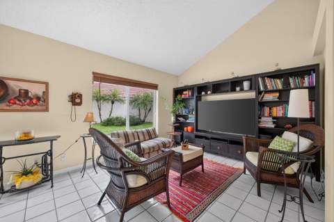 2640 Cayenne Avenue, Cooper City FL - photo 18 of 49