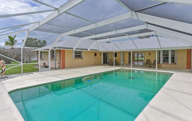 3 bedroom Single Family Residence at 1934 SE Tickridge Road, South Port St Lucie Unit 6, Port St. Lucie — photo 2
