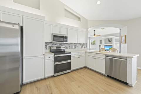 1043 SW Idol Avenue, Port St. Lucie FL - photo 12 of 57
