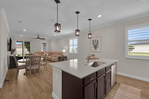 735 SE Woodbine Road, Port St. Lucie FL - photo 14 of 57