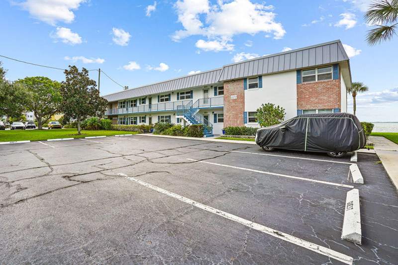 1 bedroom Condominium at 1177 Bayshore Drive #204, Colonnades Condominium No 2, Hutchinson Island — photo 4
