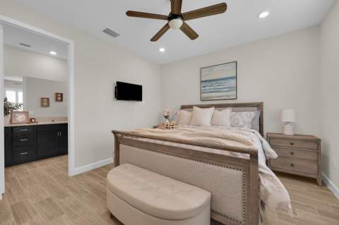 735 SE Woodbine Road, Port St. Lucie FL - photo 17 of 57