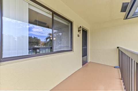 4717 Lucerne Lakes Boulevard #201, Lake Worth FL - photo 23 of 29