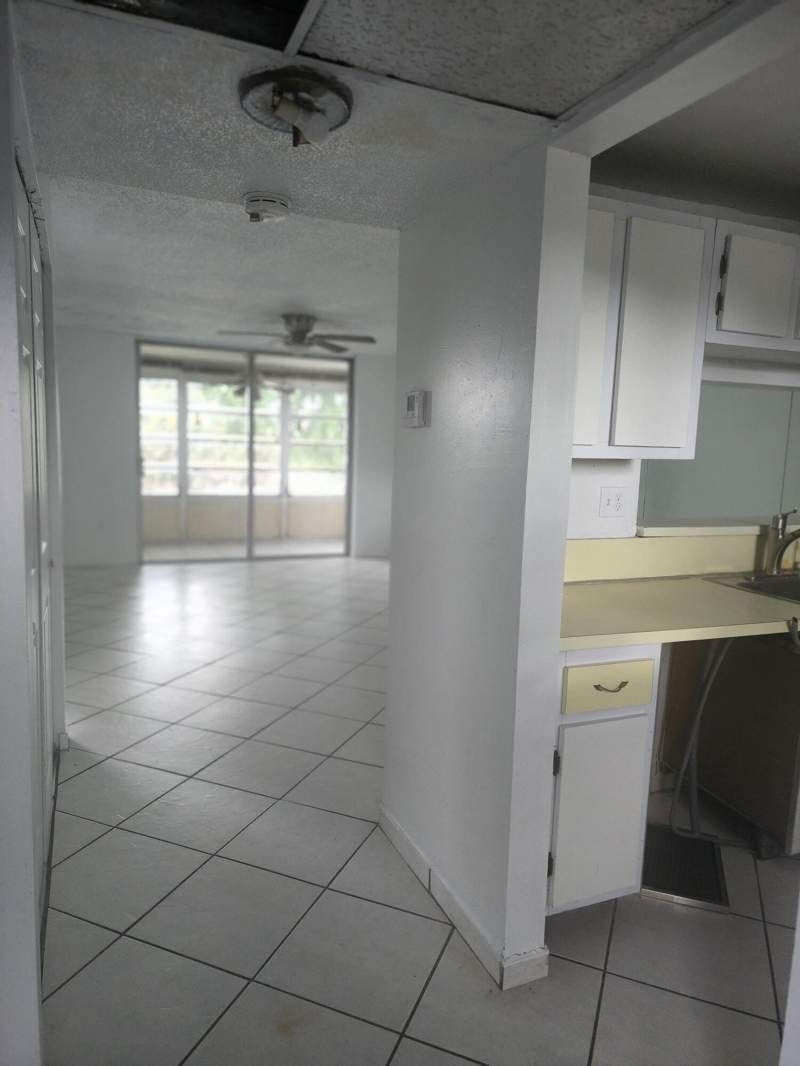 1 bedroom Condominium at 9301 Lime Bay Boulevard #306, Lime Bay Condominium 7, Tamarac — photo 5