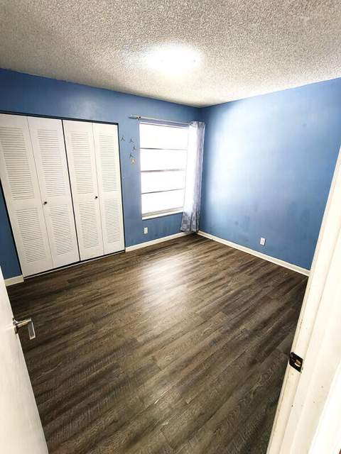 15747 Woodgate Place, Sunrise FL - photo 8 of 12