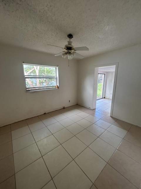 6831 Scott Street, Hollywood FL - photo 7 of 14