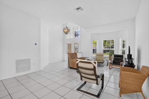 15891 SW 14th Street, Pembroke Pines FL - photo 7 of 52