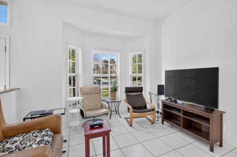 15891 SW 14th Street, Pembroke Pines FL - photo 8 of 52
